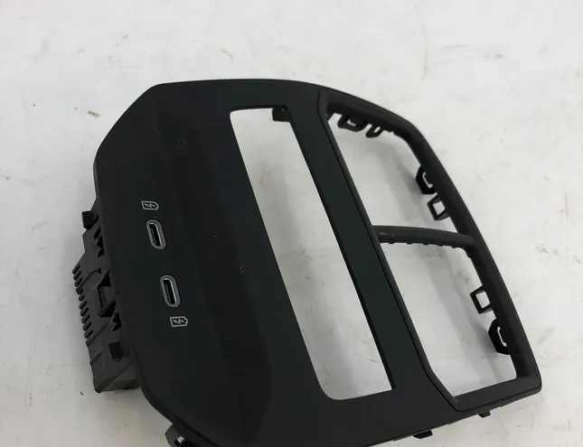 SEAT Leon 1 generation (2018-2024) USB 3g5035954a 35104448