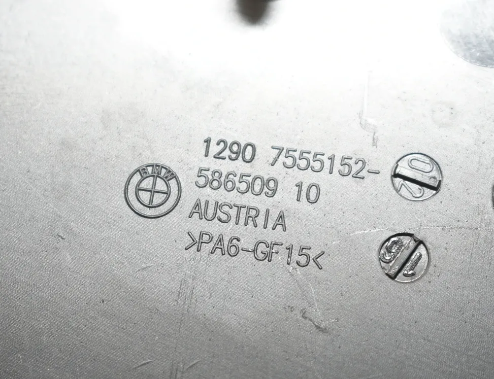 BMW 5 Series F10/F11 (2009-2017) Кришка блоку запобіжників 7555152,12907575028,7575028,12907555152 14972902