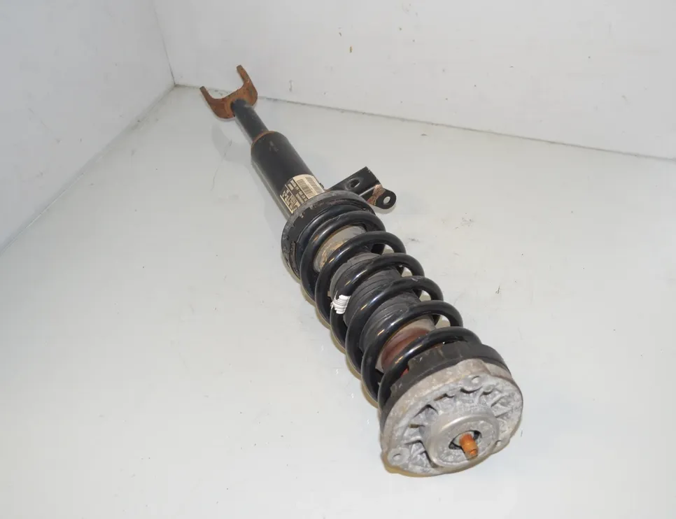 BMW 5 Series F10/F11 (2009-2017) Амортизатор передний правый 6797768,31316797768,6796764,31336796764,6795082,31306795082,6775589,31306775589 33339324