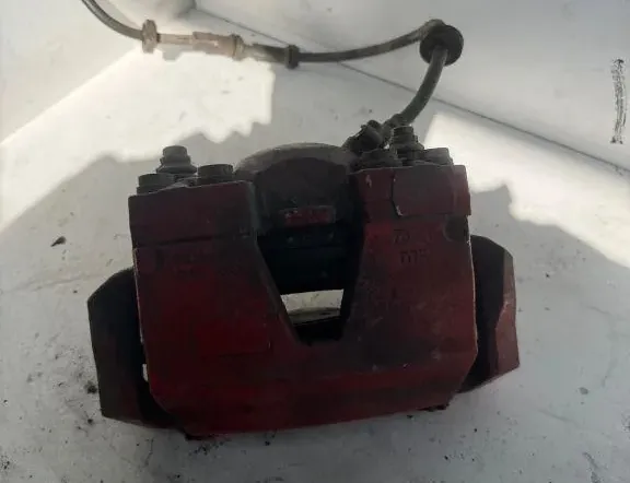 AUDI A7 C7/4G (2010-2020) Передній правий гальмівний супорт 34034242