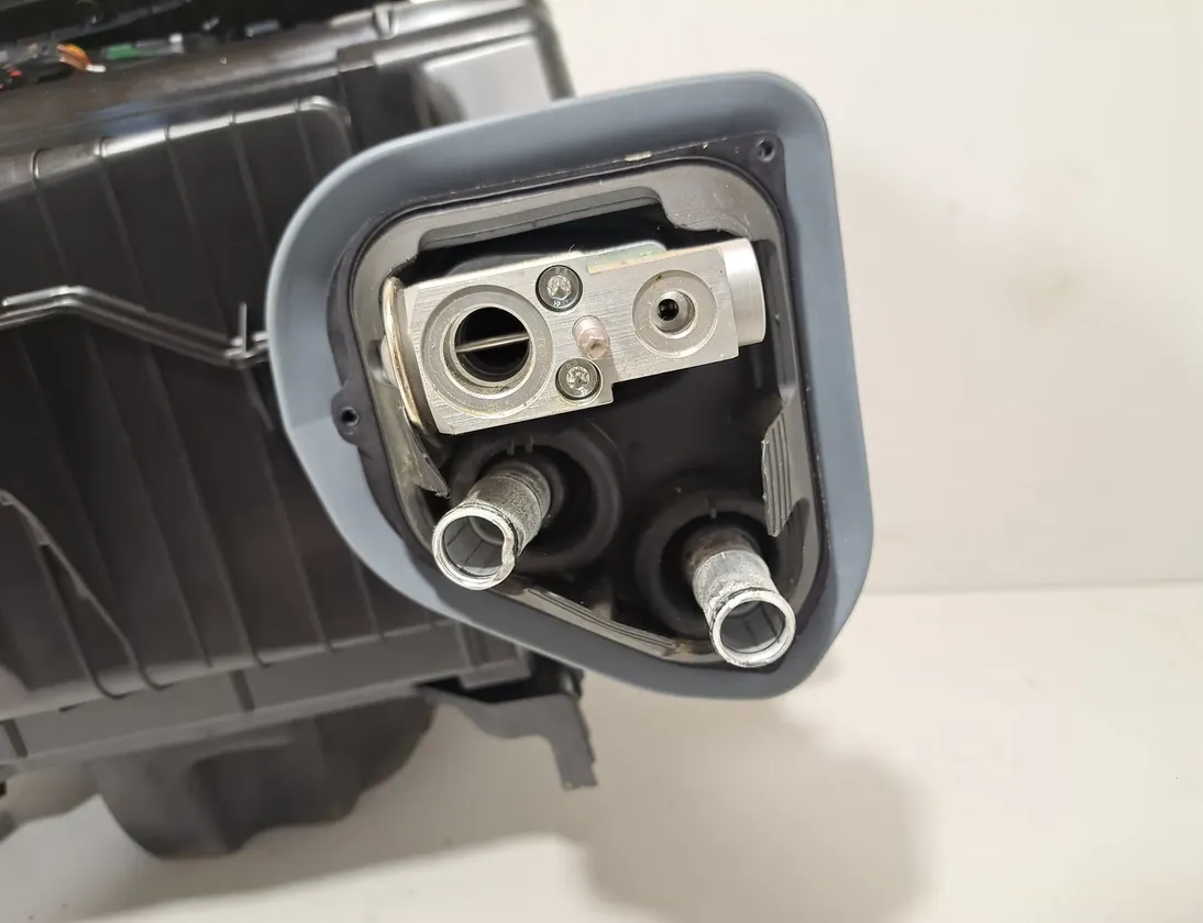 BMW X6 G06 (2019-2024) Печка салона 5A31831,7944537,9460552,7944538,9490192,9496922,5B3A5E0,5B8D5D6,5BA3D06,5B70BF9,5B60598,5B4BE81,5B4BE98,5B33719 34490715