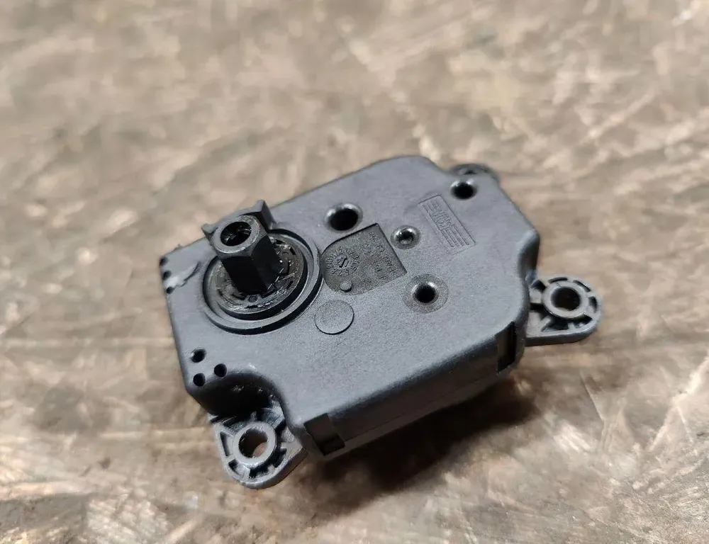 OPEL Mokka 2 generation (2021-2023) Двигатель задвижки потока воздуха кондиционера воздуха 410474283,KF784001 34662893