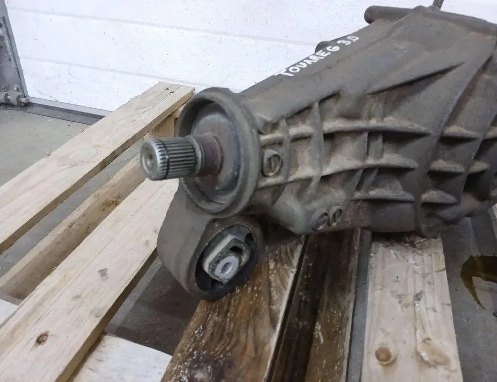 VOLKSWAGEN Touareg 2 generation (2010-2018) Задній диференціал 0BP525015H 34883691