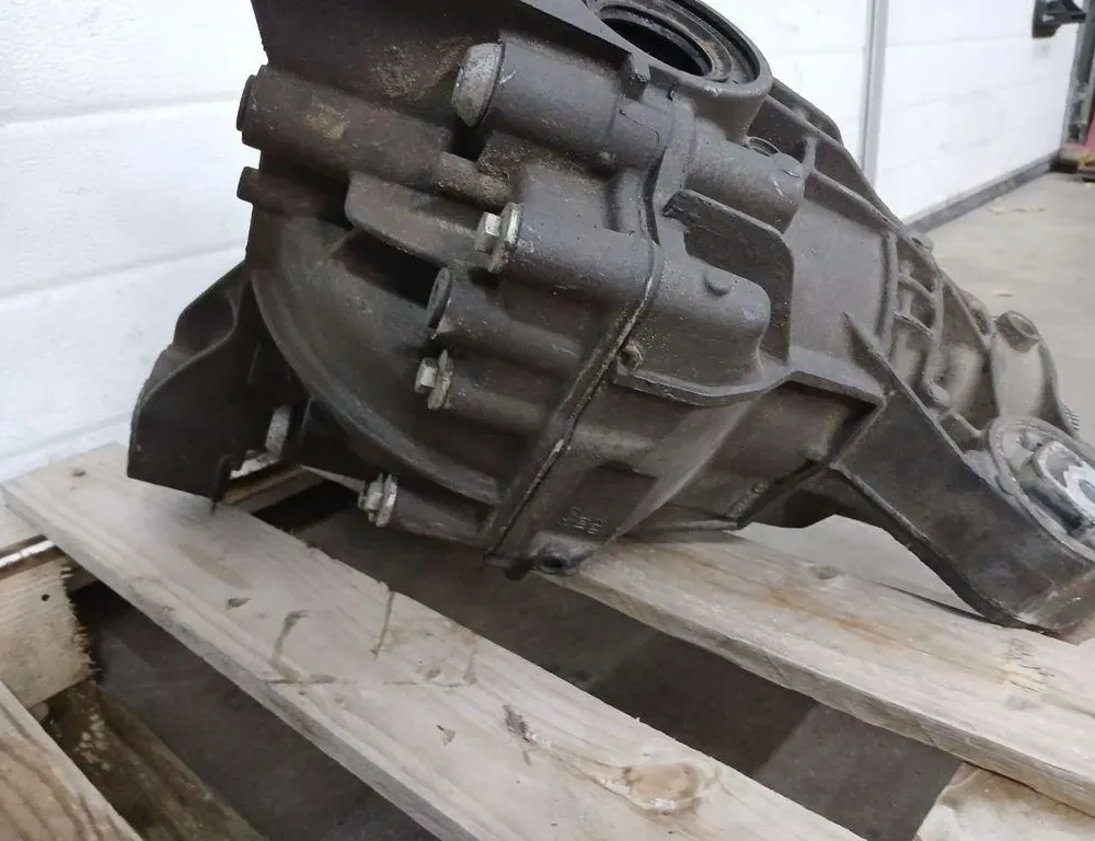 VOLKSWAGEN Touareg 2 generation (2010-2018) Задній диференціал 0BN525015G 34879424