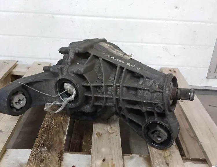 VOLKSWAGEN Touareg 2 generation (2010-2018) Задній диференціал 0BP525015J 34881251