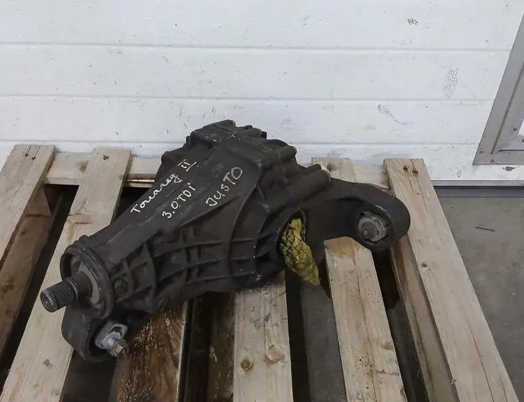 VOLKSWAGEN Touareg 2 generation (2010-2018) Задній диференціал 0BP525015H 34912762