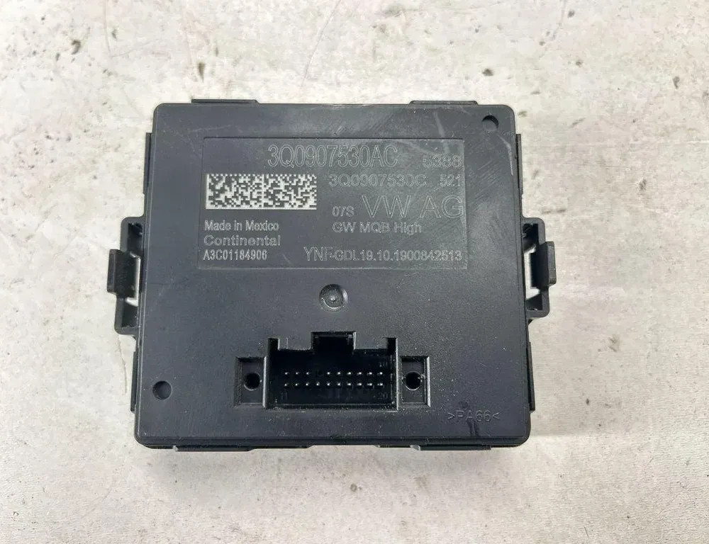 VOLKSWAGEN Tiguan 2 generation (2016-2024) Установка контролю відстані паркування E259540,5QA919294G 33517534