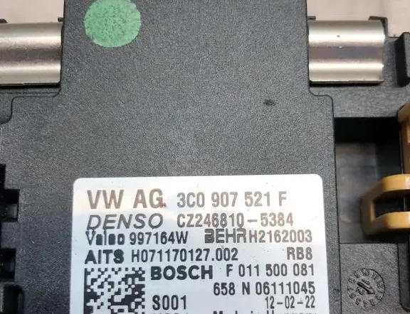 VOLKSWAGEN Golf Plus 2 generation (2009-2014) РЕОСТАТ ВЕНТИЛЯТОРА ПЕЧКИ CZ2468105384,3C0907521F,997164W,F011500081 34978680