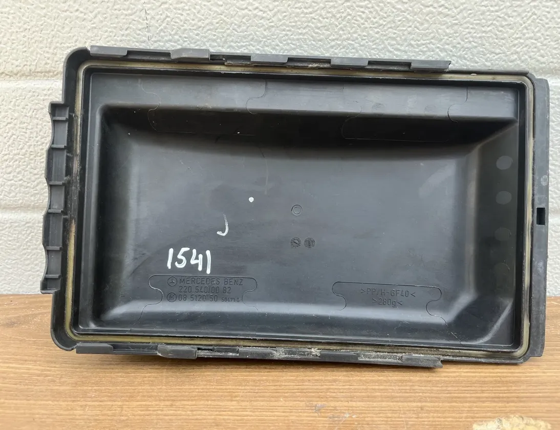 MERCEDES-BENZ S-Class W220 (1998-2005) Кришка блоку запобіжників 2205400082 19411217