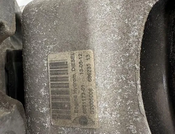 MINI Cooper R56 (2006-2015) Передняя подушка двигателя 6851173 33472233