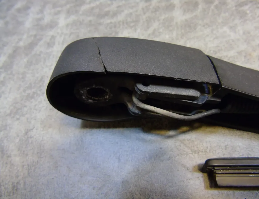 BMW 3 Series F30/F31 (2011-2020) Важіль склоочисника дверей багажника 4280793 23835398