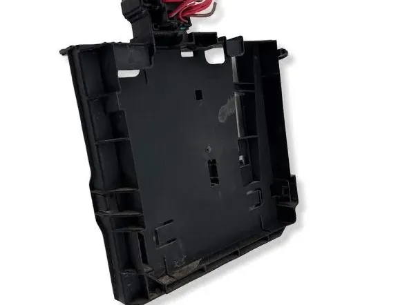 VOLKSWAGEN Crafter 2 generation (2017-2024) Кришка блоку запобіжників 7C2937535 34786114