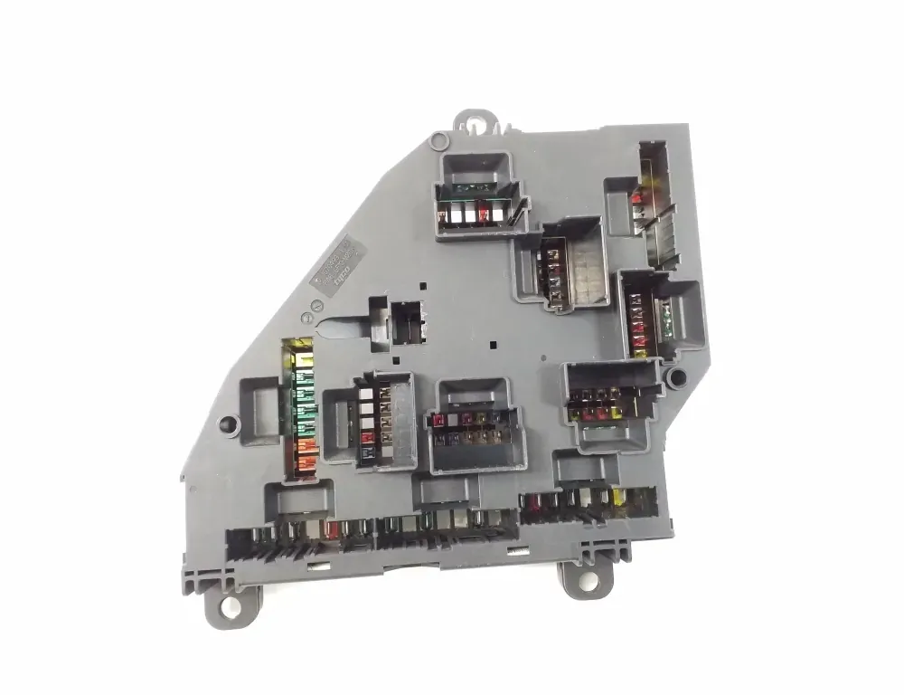 BMW 7 Series F01/F02 (2008-2015) Блок запобіжників 9151322 35105070