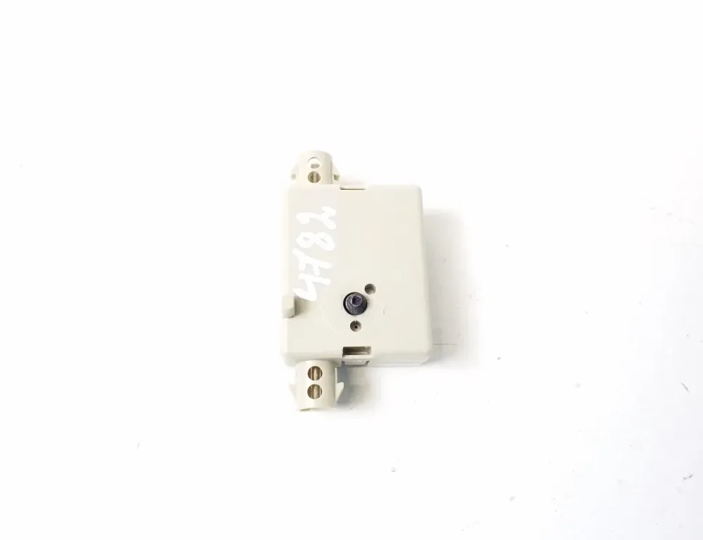 BMW 2 Series Active Tourer F45 (2014-2018) Антенний підсилювач із кришкою багажника 2622341 34232126