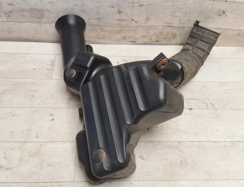 HONDA Accord 7 generation (2002-2008) ДЕТАЛЬ (ДЕТАЛИ) КАНАЛА ЗАБОРА ВОЗДУХА 34987685