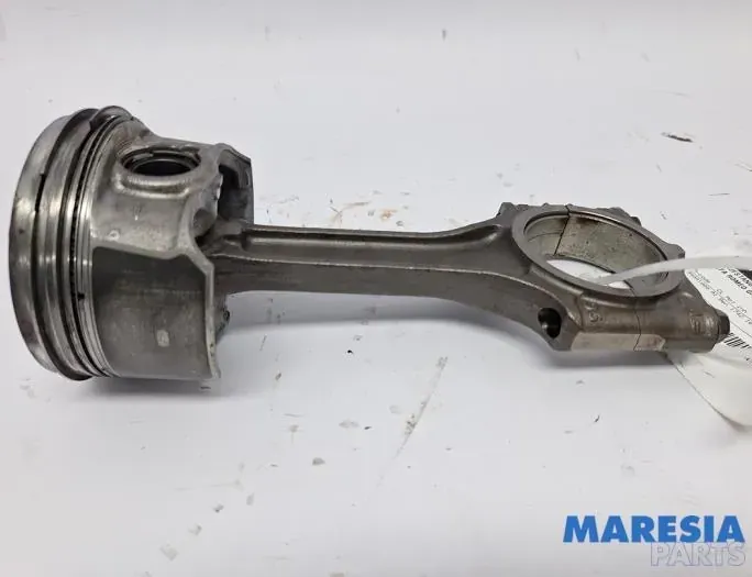 ALFA ROMEO Giulietta 940 (2010-2020) Другие кузовные детали 55257453,55222900 33193480