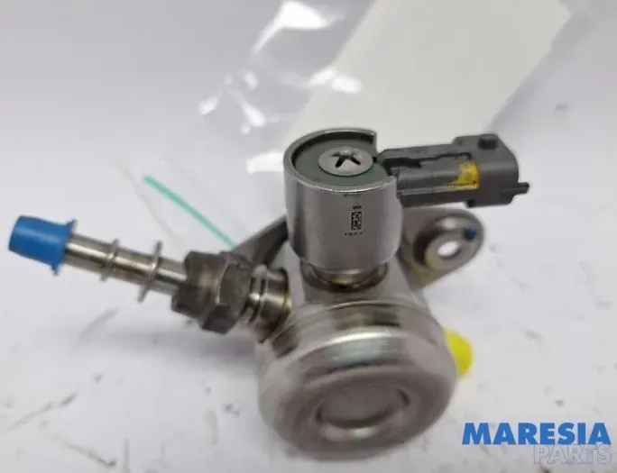 ALFA ROMEO Giulietta 940 (2010-2020) Топливный насос 55220390,0261520054,71795789 33193491