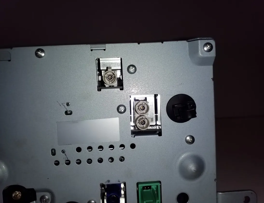 VOLVO XC40 1 generation (2017-2024) Музичний плеєр з GPS 32247674 27337329