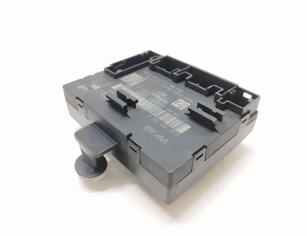 AUDI A3 8V (2012-2020) Блок управления дверей задние правые 5Q0959592E 35027180