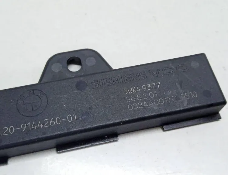 BMW 7 Series F01/F02 (2008-2015) Антенна бесключевого доступа 6520914426001 33470093