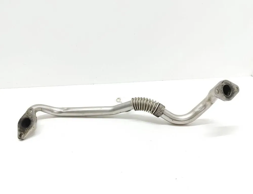 VOLKSWAGEN Tiguan 1 generation (2007-2017) Трубка рециркуляции отработавших газов 03L131521 33519291