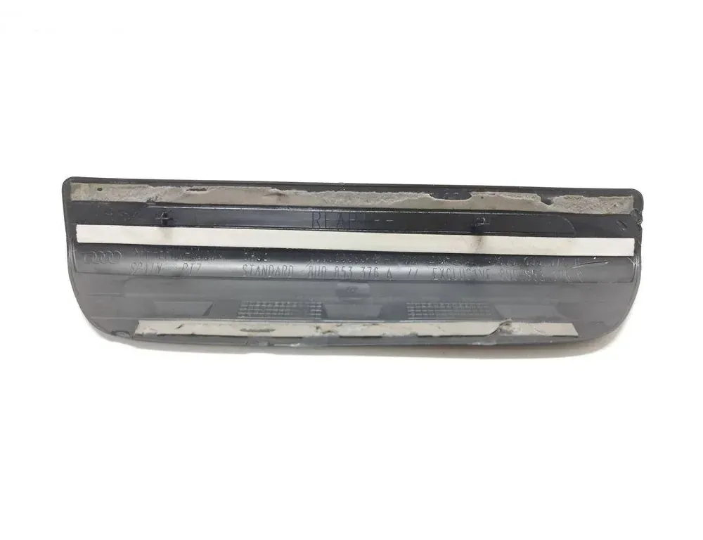 AUDI Q3 8U (2011-2020) Обшивка заднього правого порога 8U0853376A 35105104