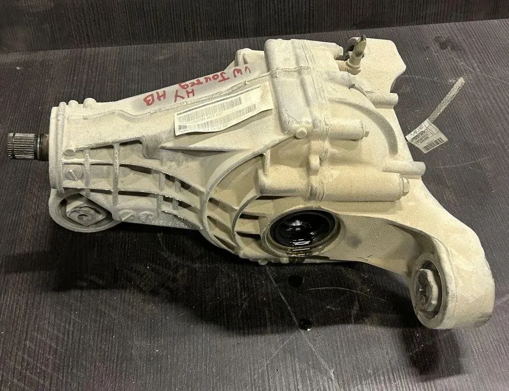 VOLKSWAGEN Touareg 2 generation (2010-2018) Задній диференціал 0BP525015H 31425053