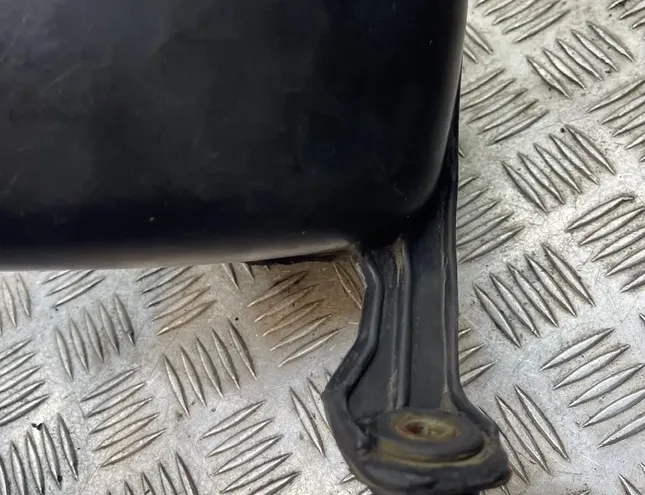 SUBARU Forester SF (1997-2002) Резонатор всасывания A32AC09 29988560