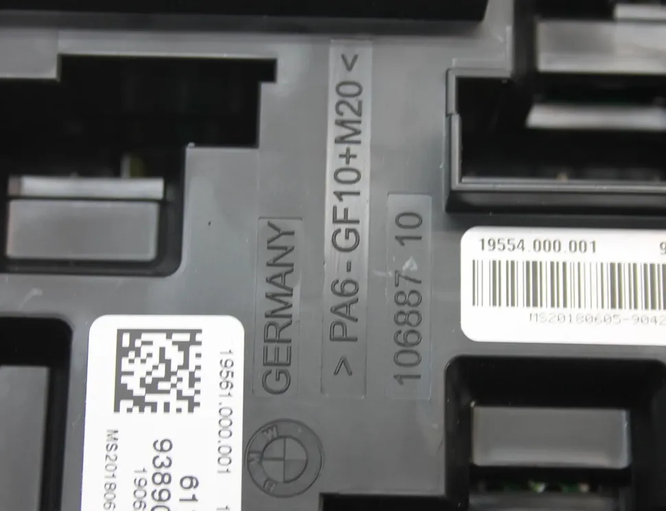 BMW 2 Series F22/F23 (2013-2020) Блок запобіжників 9389070 27296047