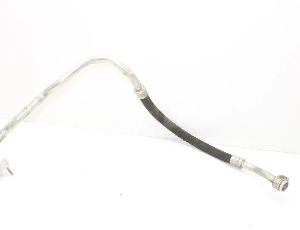 VOLKSWAGEN Passat B8 (2014-2023) Трубки кондиционера 5Q0820743M 30795458