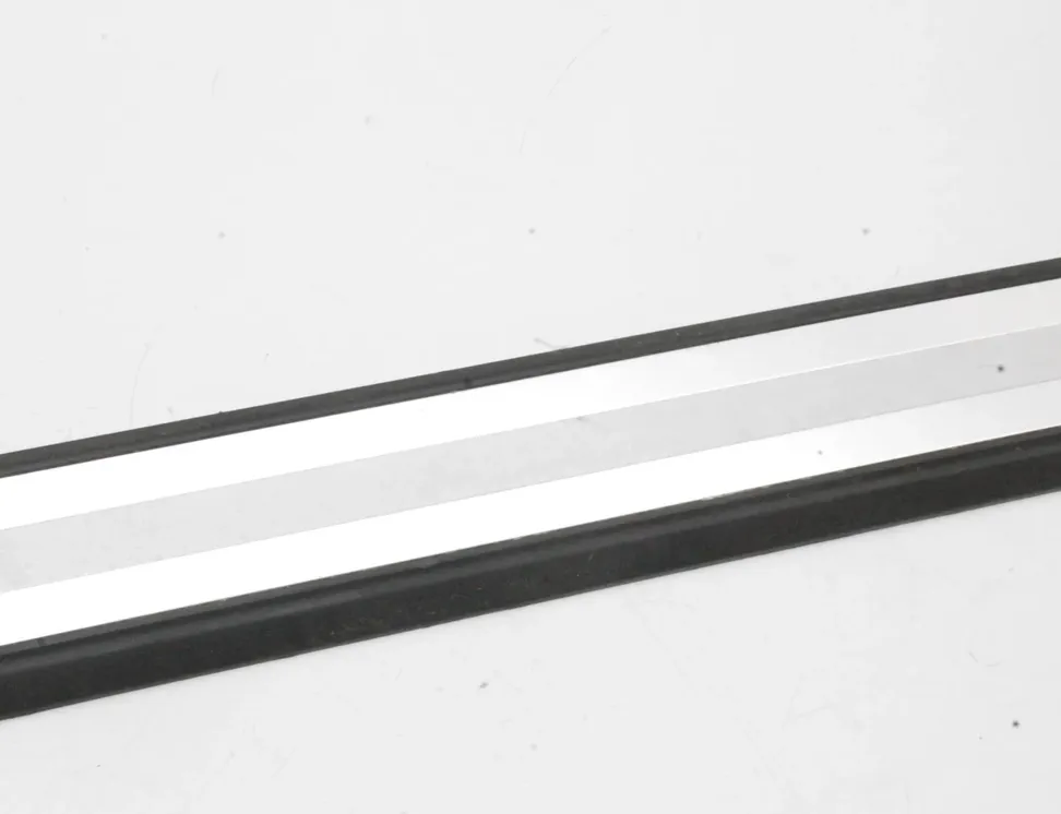 AUDI e-tron 1 generation (2018-2024) Обшивка переднього правого порога 8W0853374F 33506896