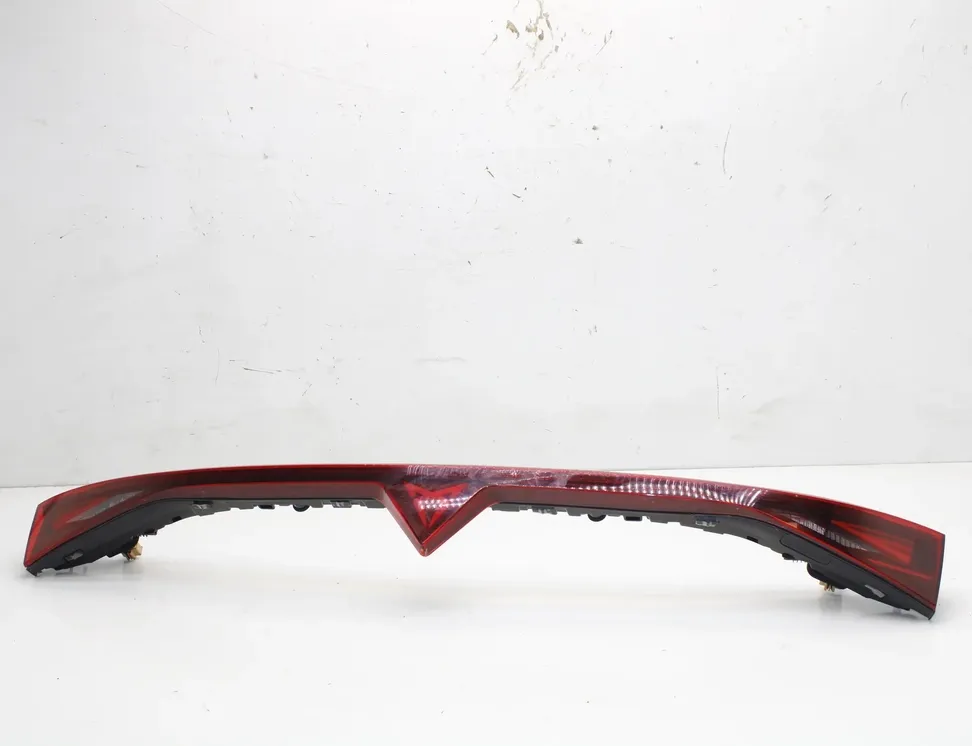 SEAT Leon Фонарь задней крышки 5FA945307AC 33514779