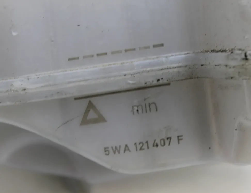 SEAT Leon Розширювальний бак 5WA121407F 33515937