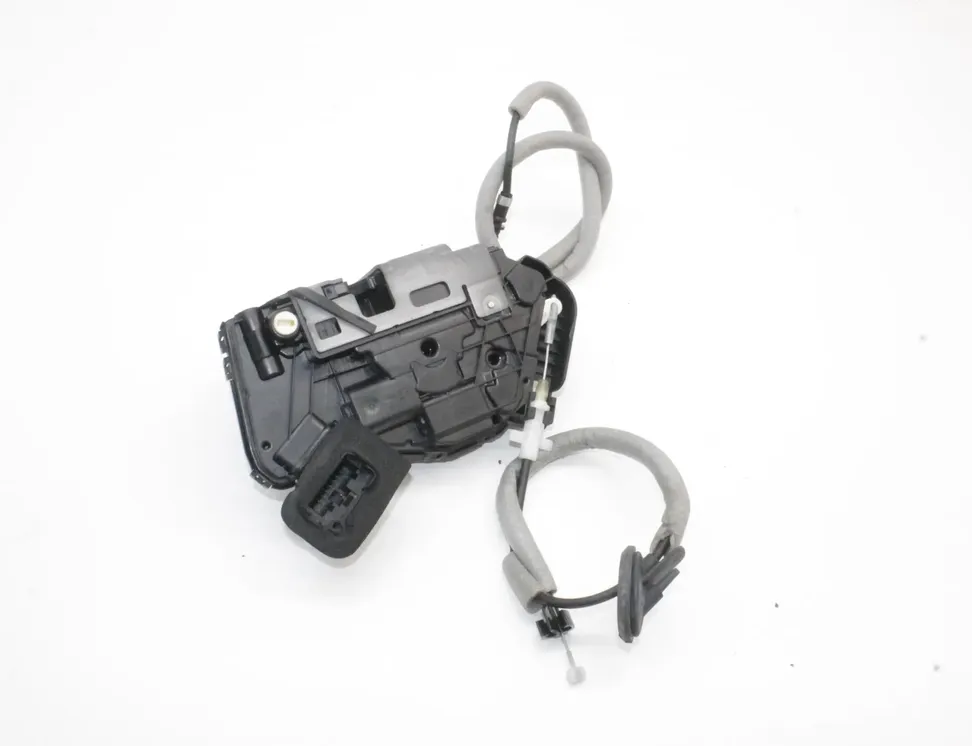 SEAT Leon Замок задніх правих дверей 5TA839016P 33515973