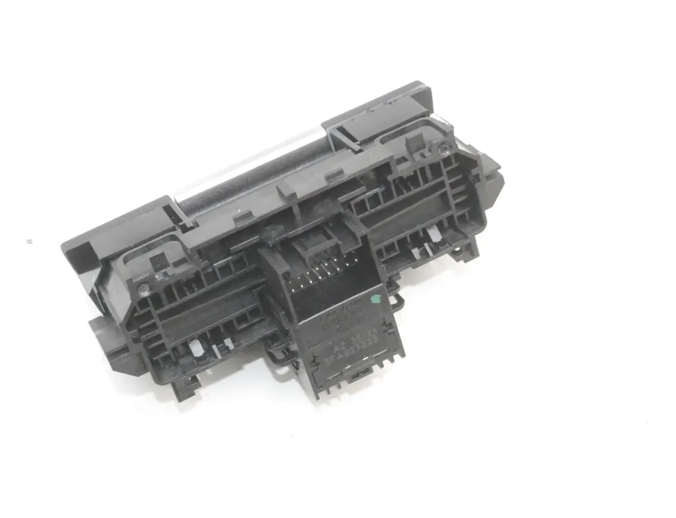 SEAT Leon Кнопка ручного гальма 5FA927225 33521061