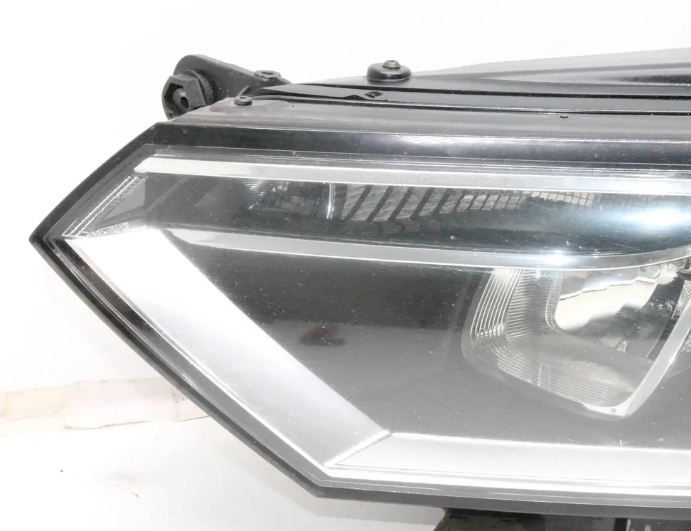 VOLKSWAGEN Passat B8 (2014-2023) Ліва передня фара 3G2941005B 35107558