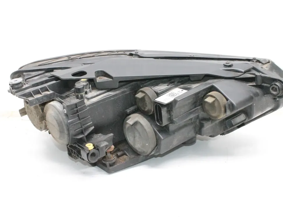 VOLKSWAGEN Passat B8 (2014-2023) Ліва передня фара 3G2941005B 35107558