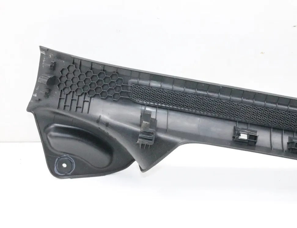 VOLKSWAGEN Passat B8 (2014-2023) Обшивка переднього правого порога 3G0853372L 35104345