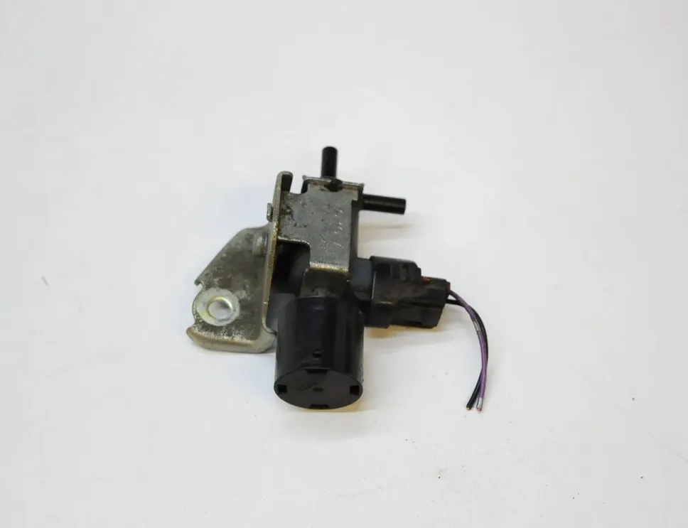 TOYOTA Auris 1 generation (2006-2012) Соленоїдний клапан 90910-12281 30734574