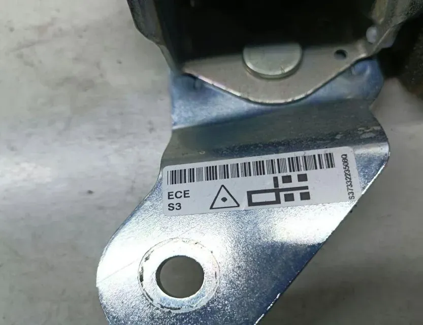 BMW 2 Series Grand Tourer F46 (2018-2023) Ремень безопасности средний задний 7332235 33659653