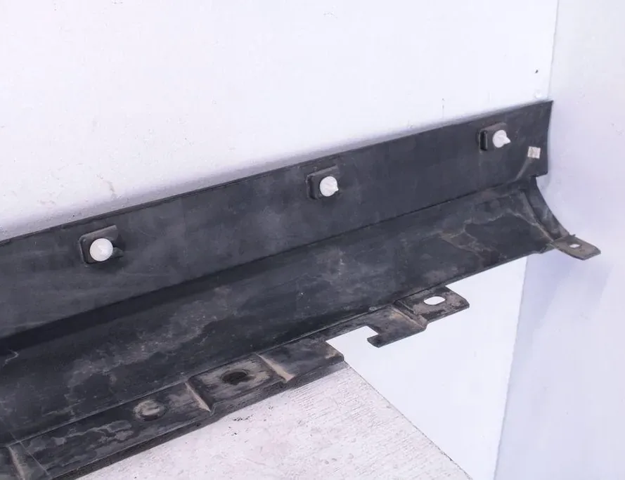 BMW X3 F25 (2010-2017) Ліва пластикова облицювальна панель порогу 7210079 33280266