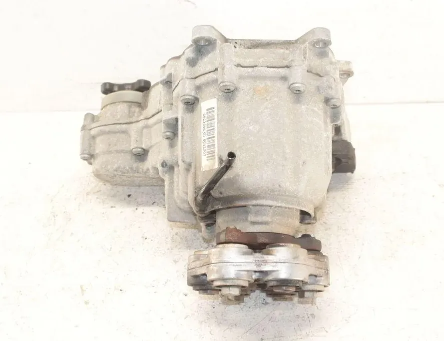 BMW 4 Series F32/F33/F36 (2013-2020) Раздатка 8623346 33285610