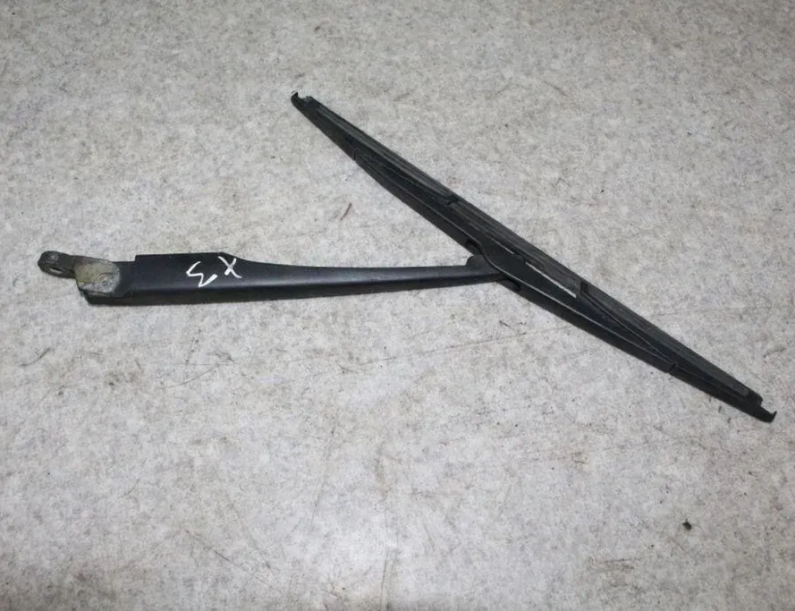 BMW X3 E83 (2003-2010) Важіль склоочисника дверей багажника 33298650