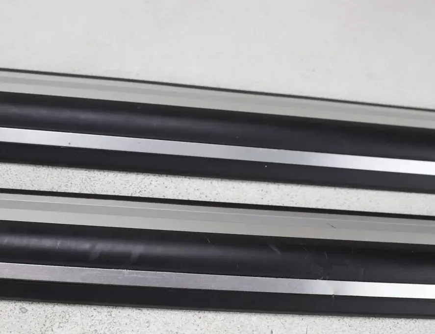 AUDI Q3 F3 (2018-2024) Обрізка порогу 8U0853376 33306660