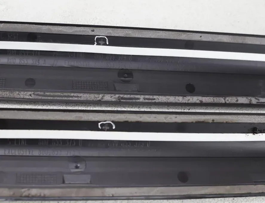 AUDI Q3 F3 (2018-2024) Обрізка порогу 8U0853376 33306660