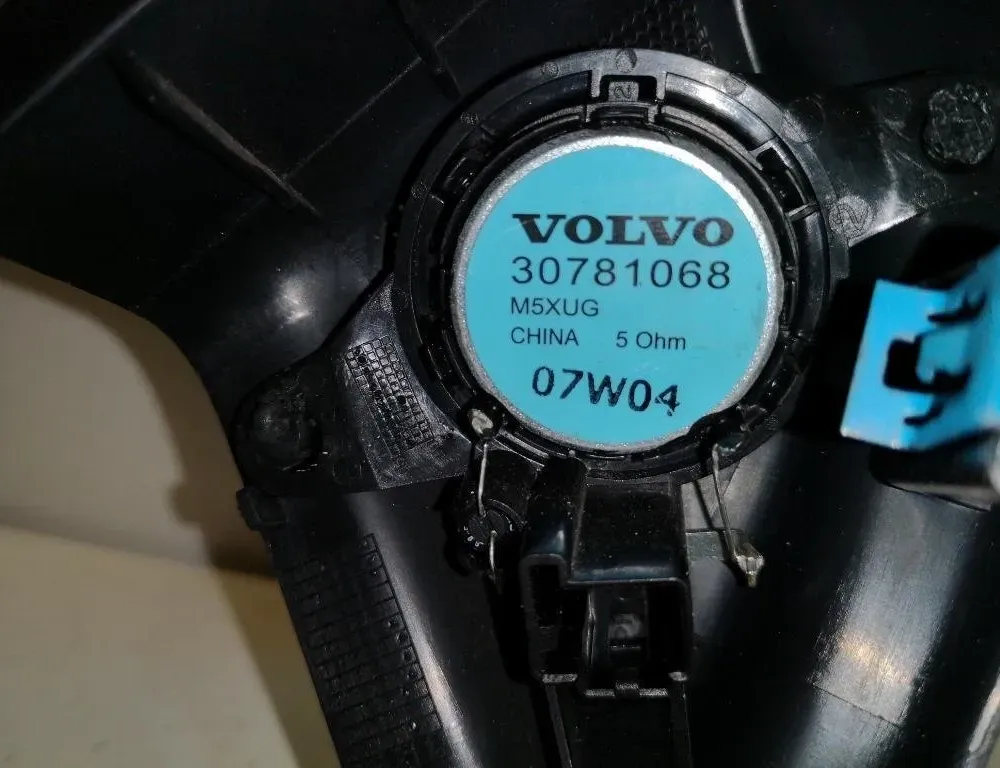 VOLVO S80 2 generation (2006-2020) Сабвуфер 30781068 23228090