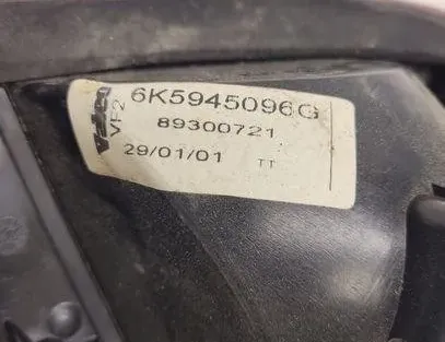 SEAT Cordoba 2 generation (1999-2009) Права задня фара 6K5945096G 23930130