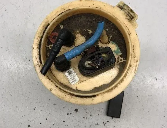 VOLKSWAGEN Variant VII TDI (2014-2024) Паливний насос в баку 1K0919050J 30588808