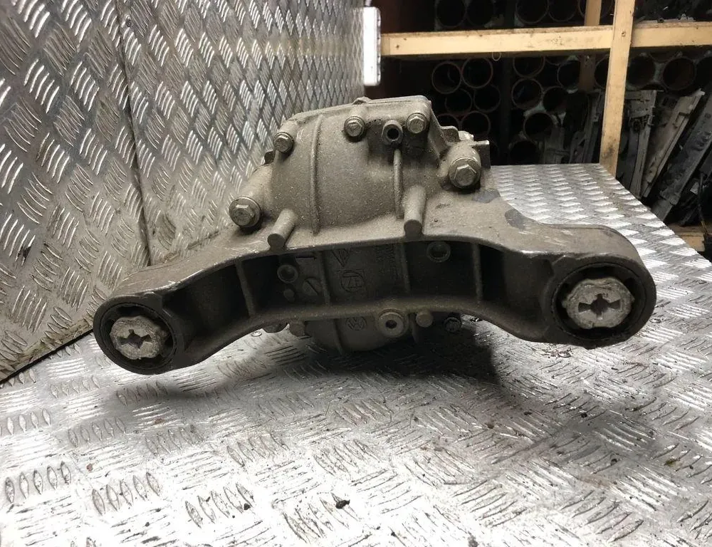 AUDI Q7 4M (2015-2024) Задній диференціал 200800119,4460310090 33815697