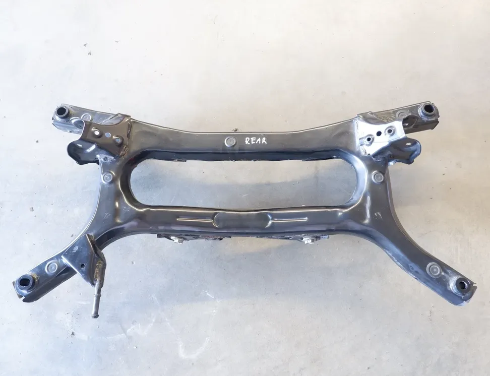 TOYOTA Prius 4 generation (XW50) (2015-2023) Задній підрамник 51206-47012,51206-47011 26370782